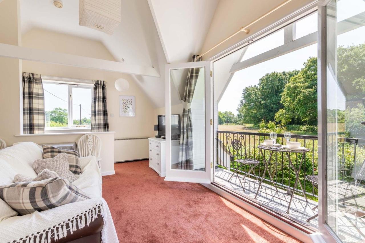 Host & Stay - The Lodge At Alderfen View Neatishead Экстерьер фото